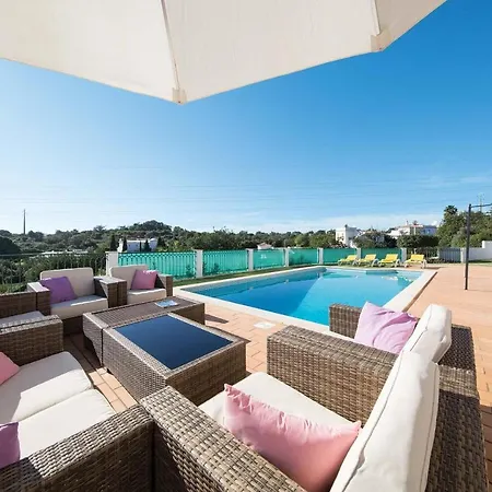 Ivy Villa Albufeira